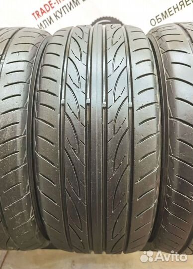 Yokohama Advan Fleva V701 235/45 R17 97W