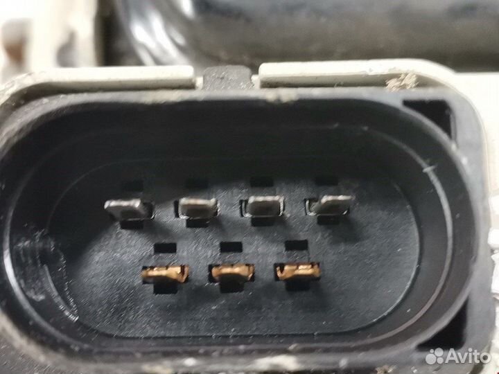 Фара передняя для Volkswagen Polo 3 6N1941016