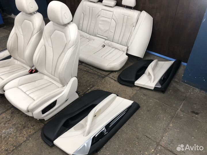 Комплект сидений Sport BMW 5 Серии G30