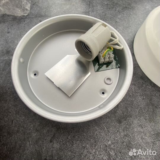 Светильник потолочный Arte lamp со сколом