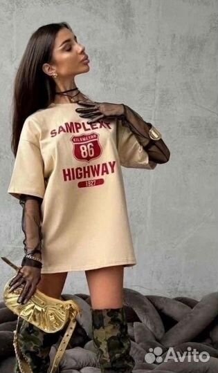 Футболка женская