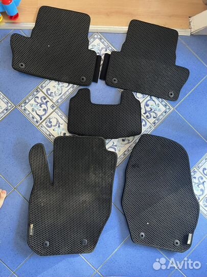 Комплект ковриков на Volvo XC 60 2014