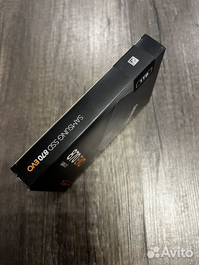 Новый SSD Samsung 870 Evo 1Tb Жесткий диск