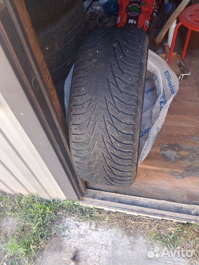 Yokohama 104ZR 2.25/55 R17