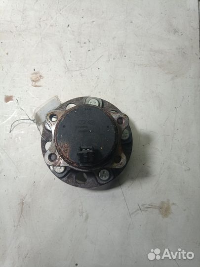 Ступица задняя левая Hyundai Tucson 3