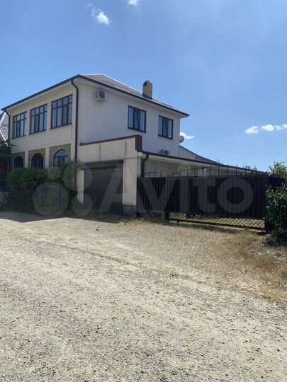 Дом 250 м² на участке 10 сот.