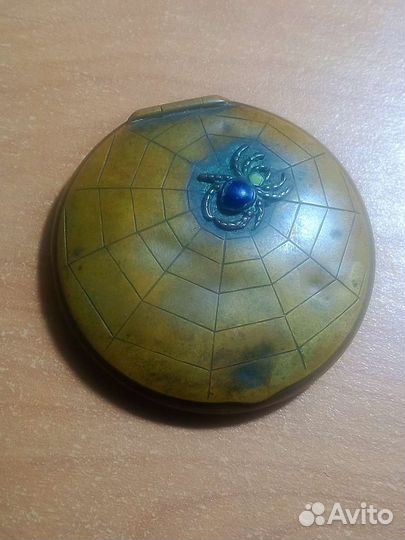 Пудреница СССР