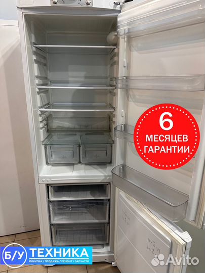 Холодильник Hotpoint Ariston