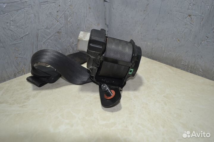 Ремень безопасности задний правый Kia Ceed 2 JD