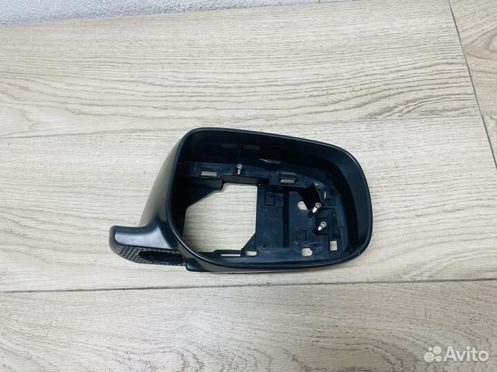 Корпус правого зеркала Toyota Camry 40 дорест