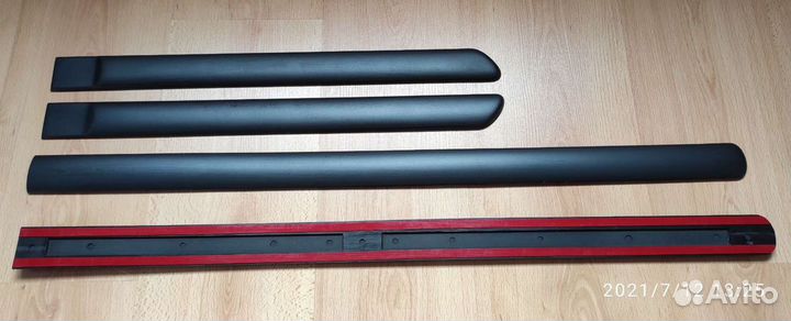 Молдинги защитные на двери Kia Rio 4 X-Line