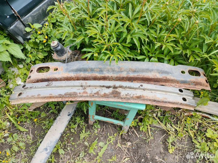 Byd f3 усилитель бампера и другие запчасти