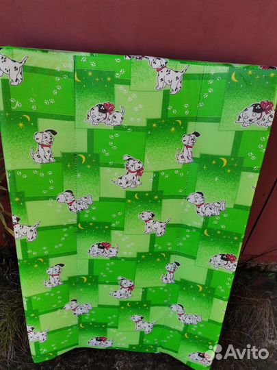 Пеленальный столик на кроватку