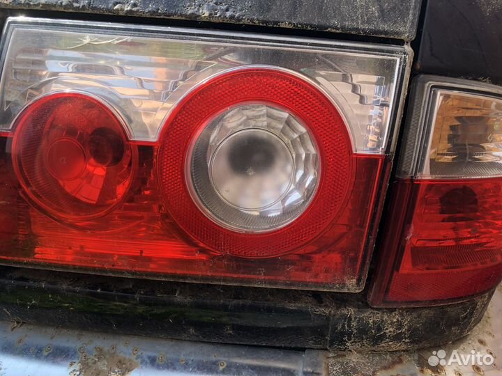 Фары задние
