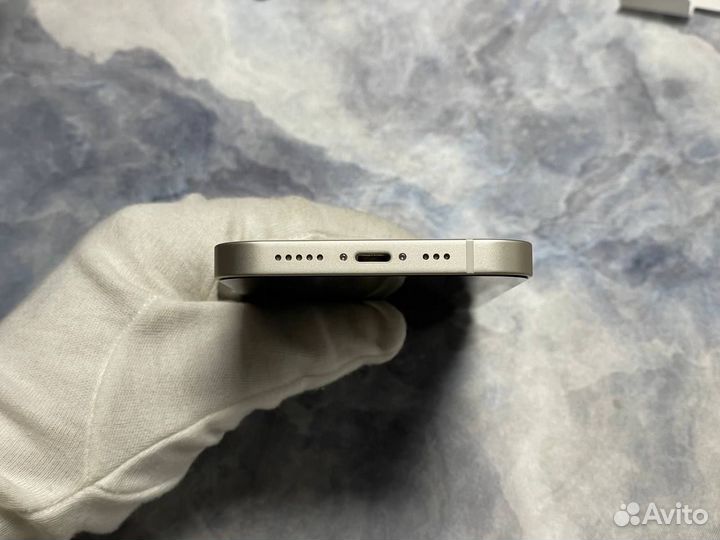 iPhone 14, 256 ГБ