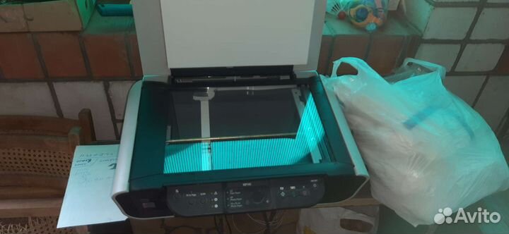 Цветной лазерный принтер canon MP140