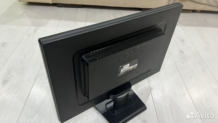 Монитор Acer 22