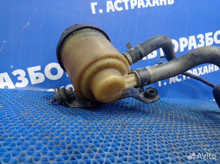 Бачок гидроусилителя Hyundai Solaris 1 хэтчбек