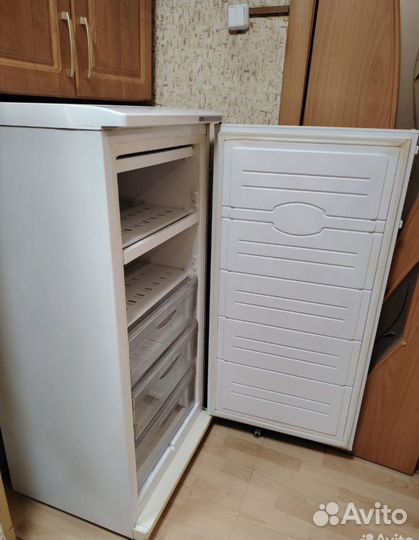 Морозильный шкаф