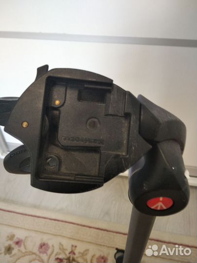 Штатив для фотоаппарата и видео