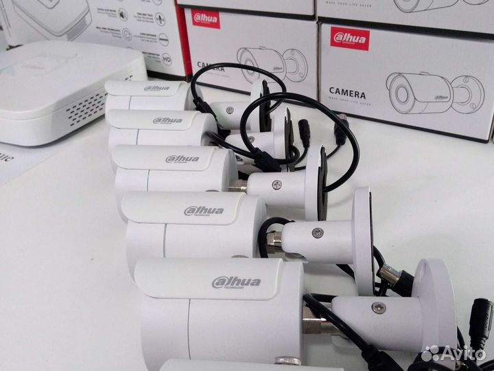 7 камер видеонаблюдения Dahua