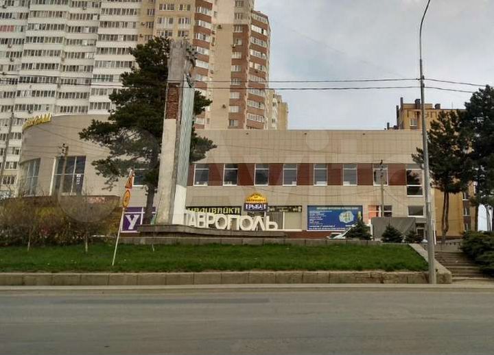 Здание, 1500 м²