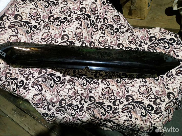 Мухобойка на Mitsubishi lancer