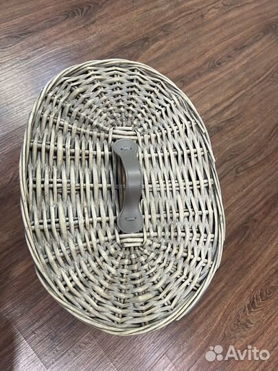 Корзина для белья плетенная б/у