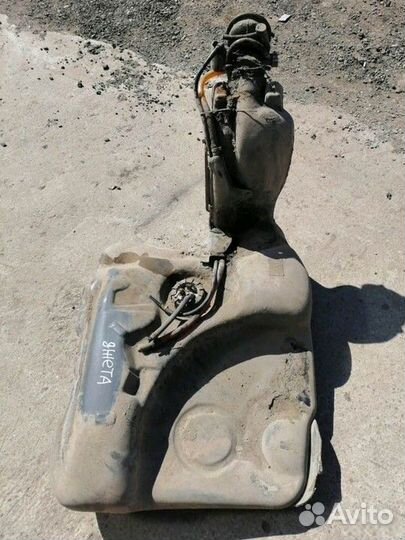 Бак топливный (Volkswagen Golf, Volkswagen Jetta)