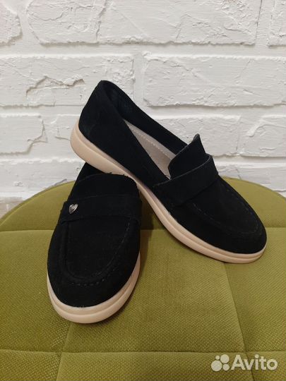 Лоферы замшевые 33