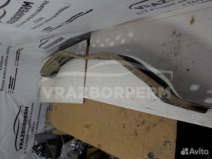 Усилитель бампера Toyota RAV 4