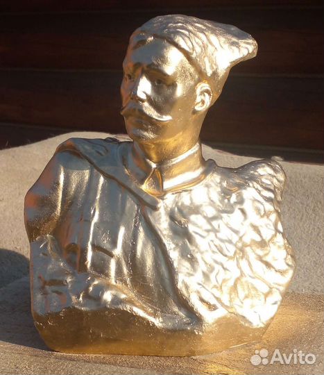 Бюст Чапаева