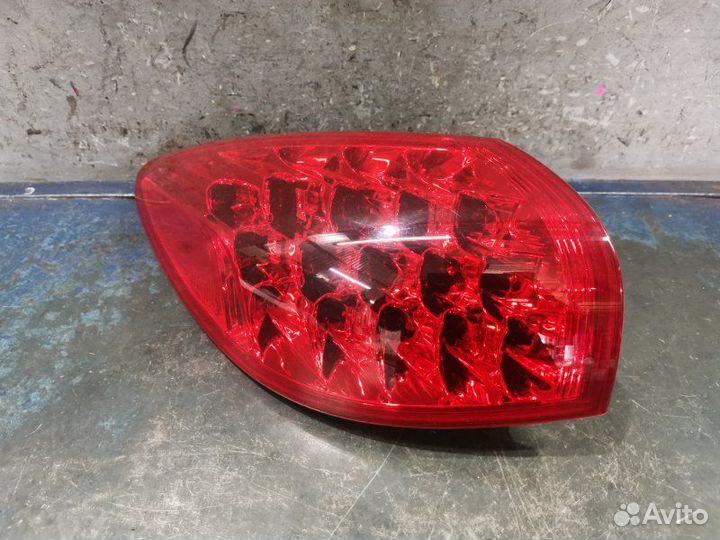 Фонарь левый Infiniti Ex J50