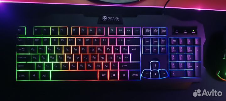 Игровая клавиатура с подсветкой