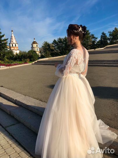 Свадебное платье