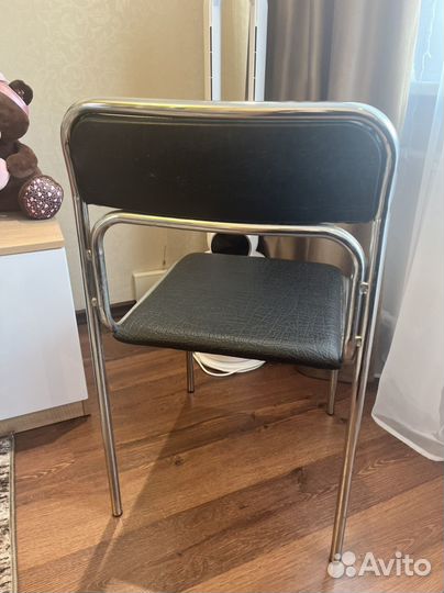 Стулья кухонные 2 шт бу