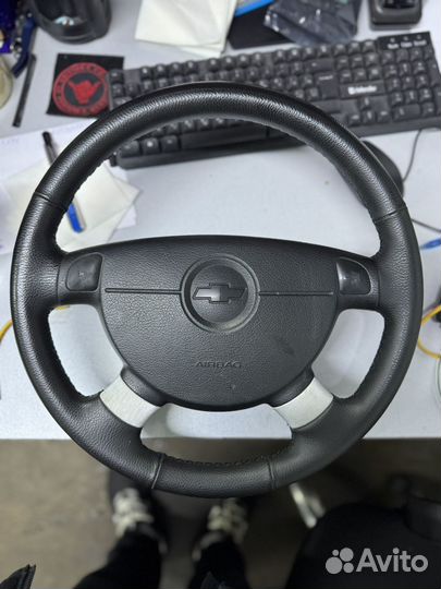 Руль lacetti с подушкой