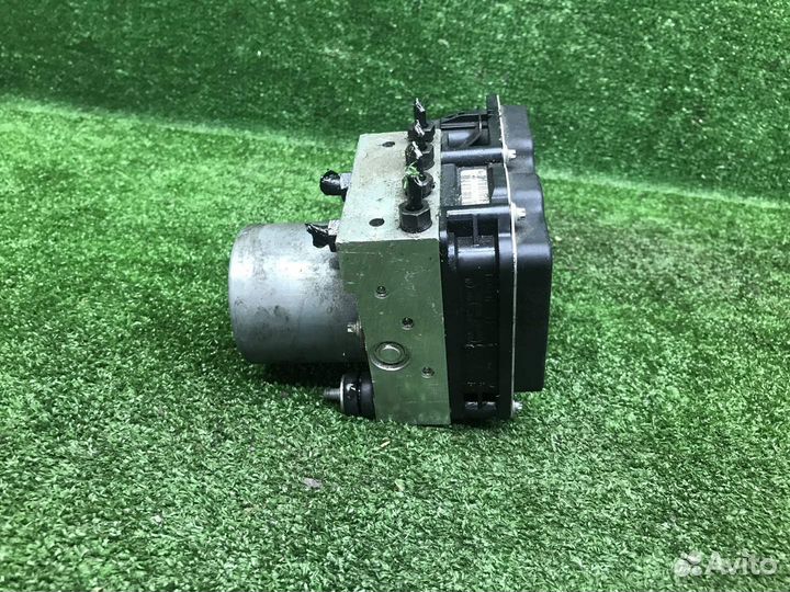 Блок abs audi A4 B7 8EC ALT 2007