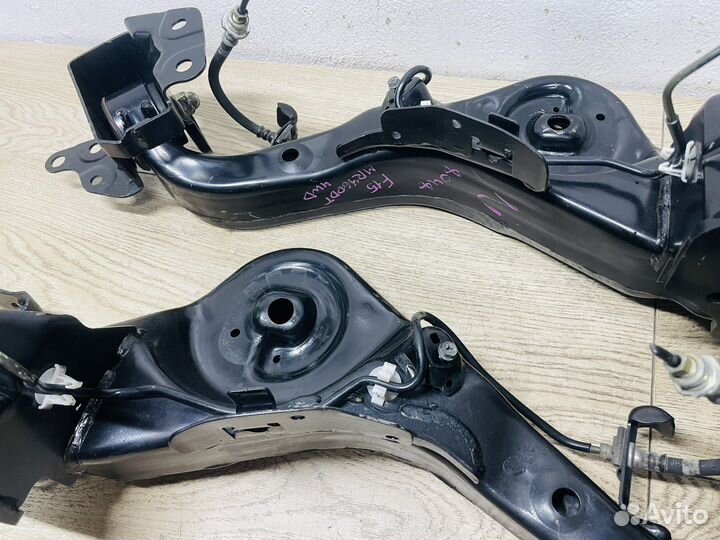 Рычаги задние продольные пара Nissan Juke mr16ddt