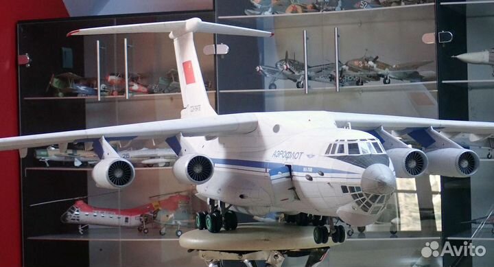 Модель самолета ил 76