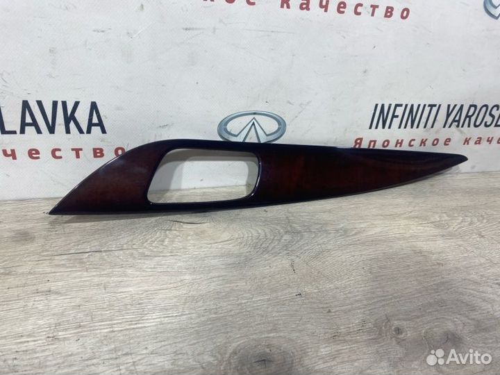 Накладка ручки двери задняя левая Infiniti Ex35