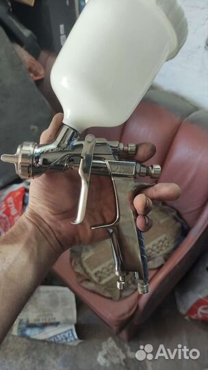 Краскопульт iwata