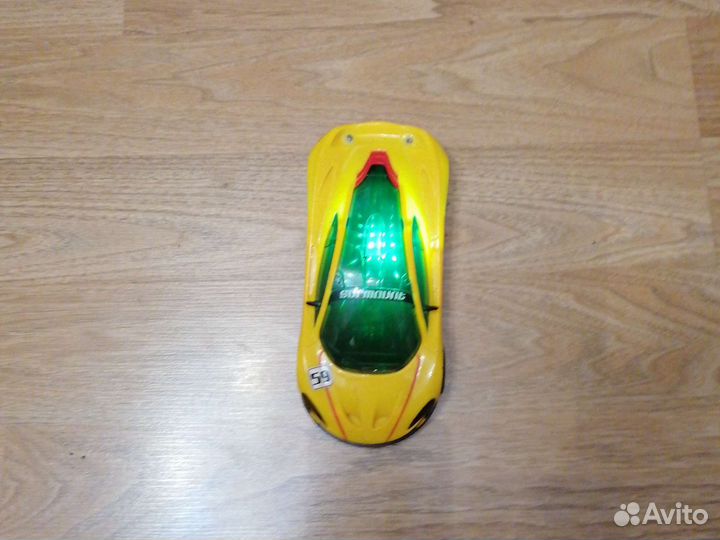 Игрушка автомобиль