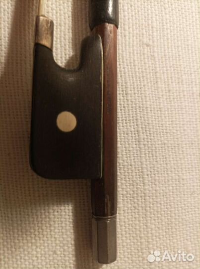 Виолончельный смычок