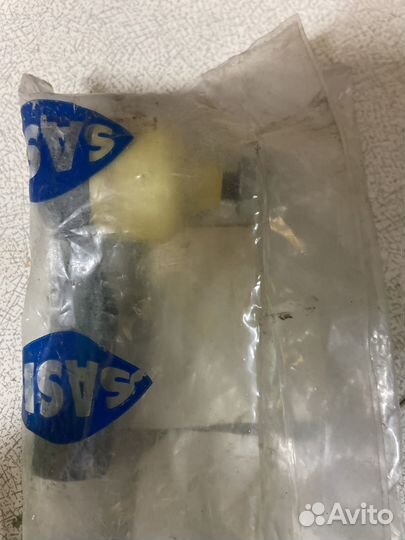 Наконечник рулевой тяги левый Renault