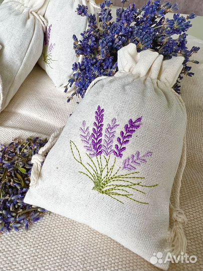 Лаванда в букете и саше