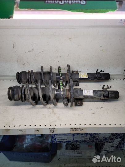 Амортизатор передний Skoda Fabia Rapid Polo 2018