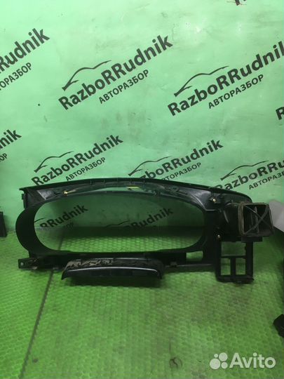 Накладка (кузов внутри) Nissan Primera (P11) II ре