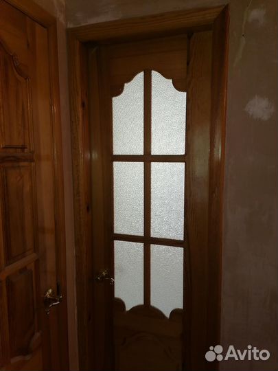 Межкомнатные двери б/у из массива дерева