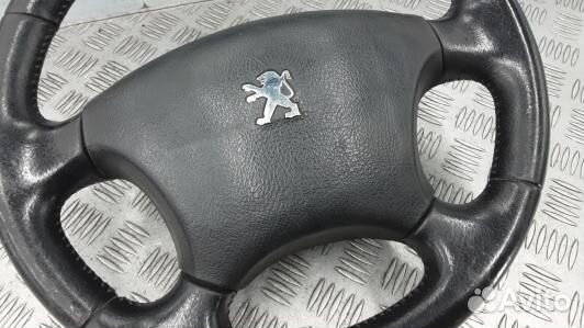 Рулевое колесо peugeot 407 (DBE17JZ01)